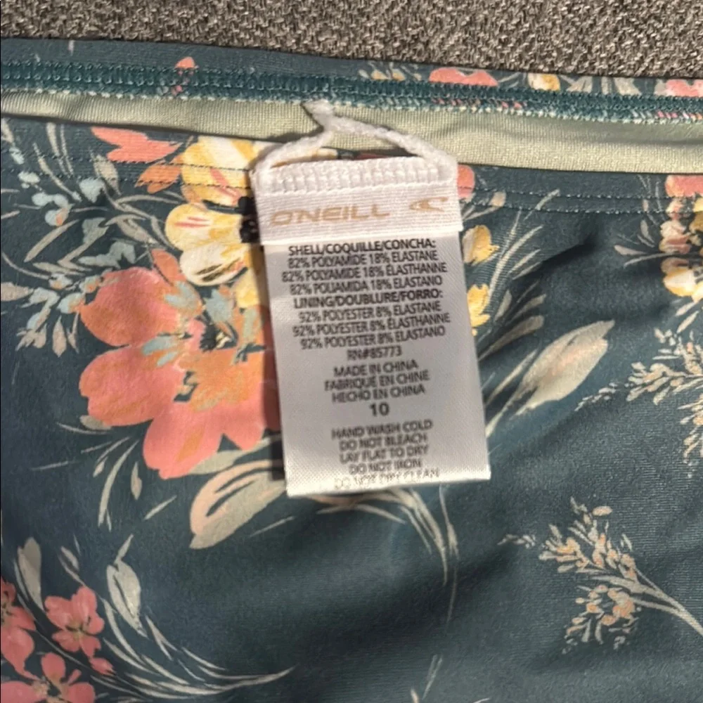 ONEILL Floral girls Bikini Set in Teal and Pink - Picture 3 of 9